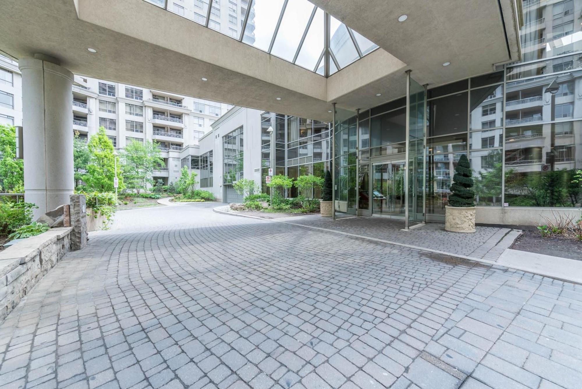 Planurstay Mississauga Bagian luar foto