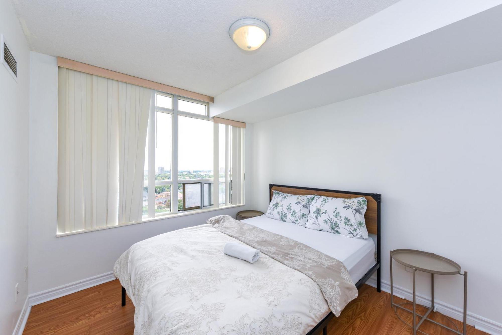 Planurstay Mississauga Bagian luar foto